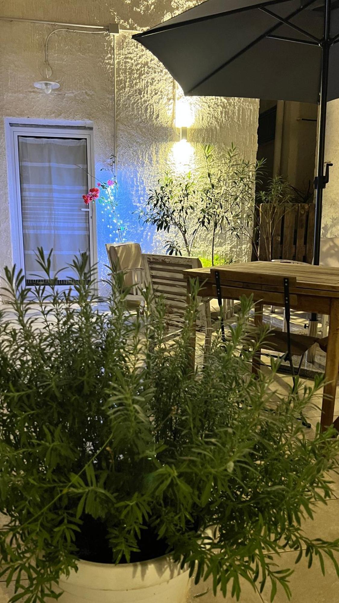 Dimora Donna Vitalia Apartments Trapani Bagian luar foto