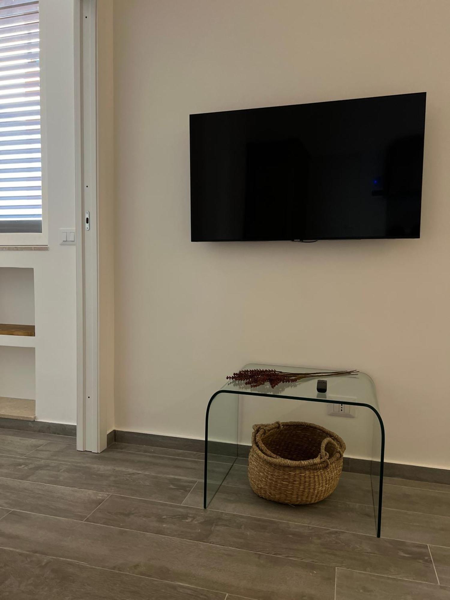 Dimora Donna Vitalia Apartments Trapani Bagian luar foto
